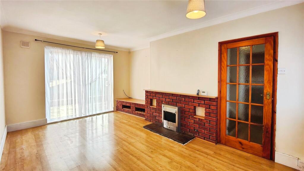 Main image of property: Kennett Green, Northampton, Northamptonshire, NN5