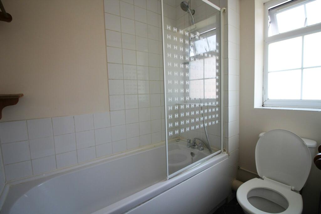 Studio to rent on Bowmans Way, Dunstable, LU6 3LE