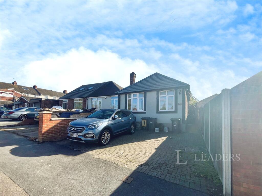 Main image of property: Roman Road, Luton, LU4