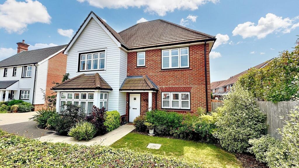 Main image of property: Huntley Mews, Southwater, RH13