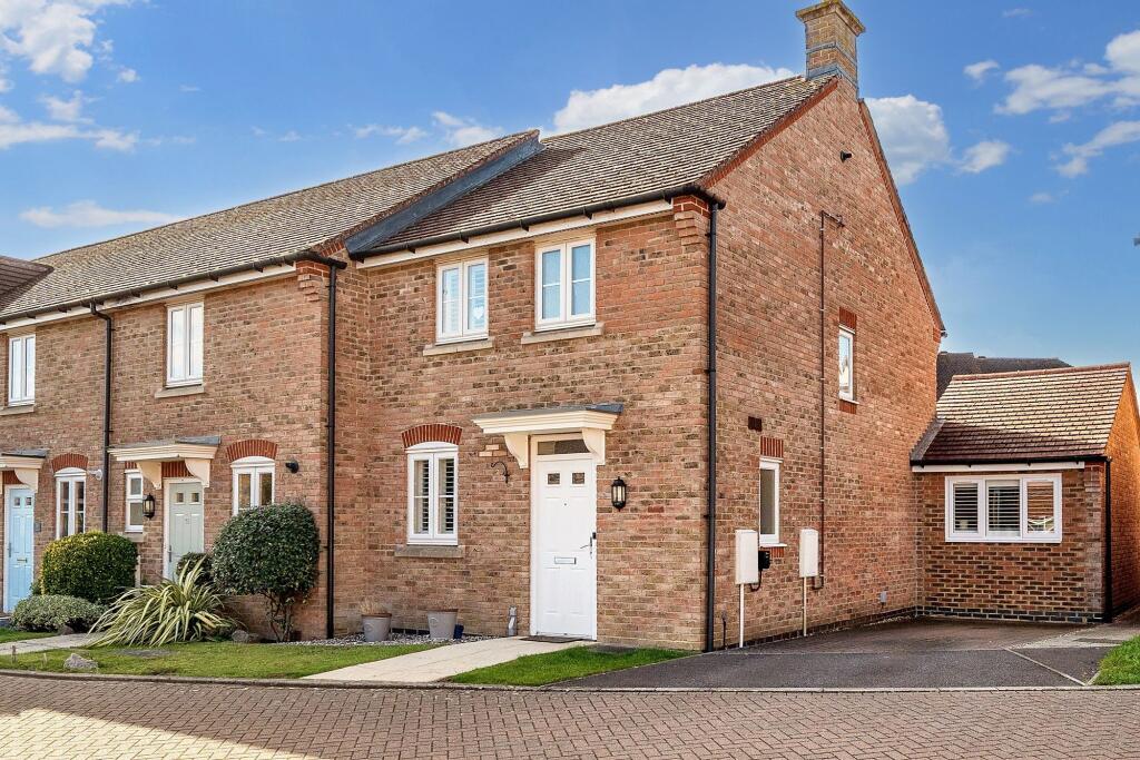 Main image of property: Saddlers Close, Billingshurst, RH14