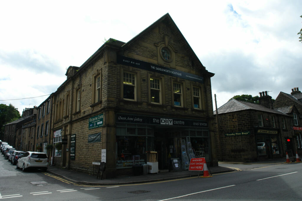 Commercial property to lease in High Street, Uppermill, Oldham