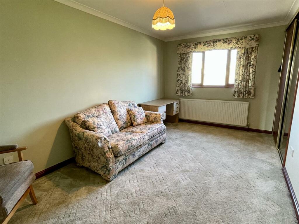 4 bedroom detached house for sale in The Avenue, Caldicot, NP26