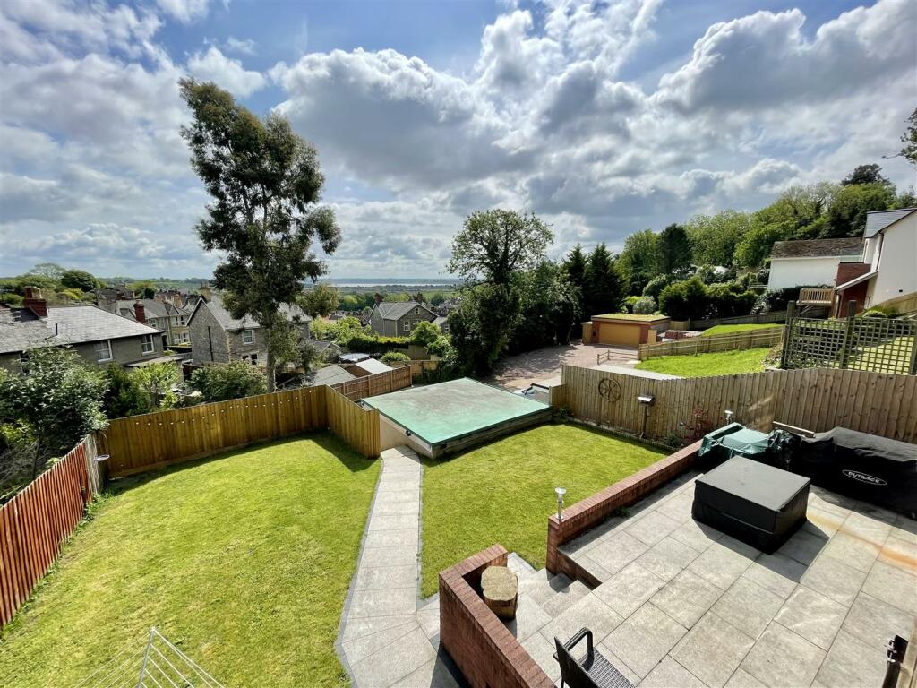 5 bedroom detached house for sale in Hardwick Avenue, Chepstow, NP16