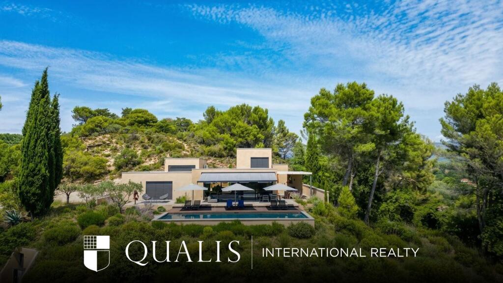 Main image of property: Provence-Alps-Cote d`Azur, Vaucluse, St-Romain-en-Viennois