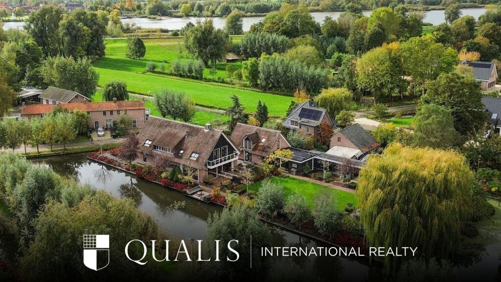 Main image of property: Zuid-Holland, Schoonhoven