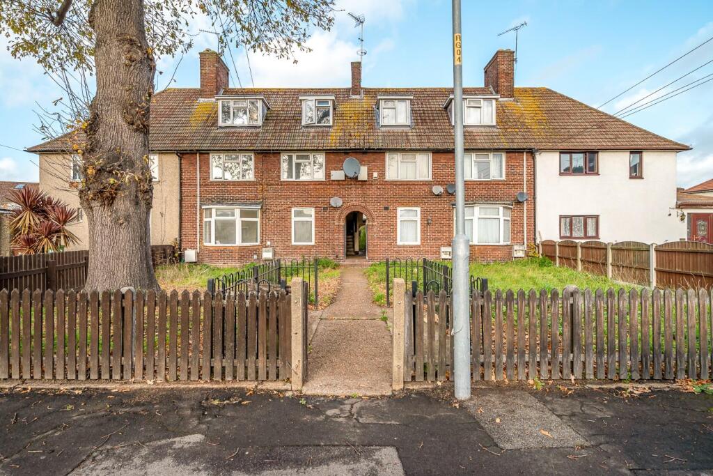 Main image of property: Raydons Gardens, Dagenham
