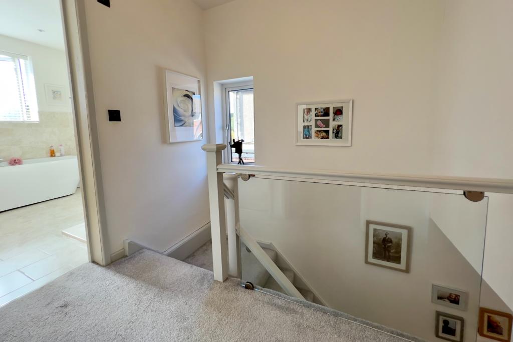 3 bedroom semidetached house for sale in Green Oak Road, Totley, S17