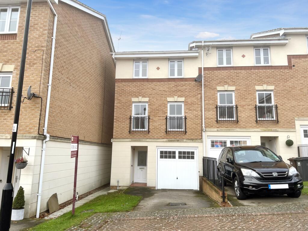 3 bedroom terraced house for sale in King Ecgbert Road, Dore, S17 3QR, S17