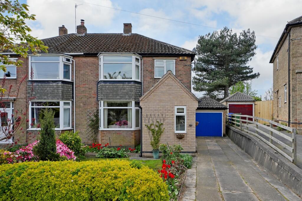 3 bedroom semidetached house for sale in Wollaton Avenue, Bradway, S17