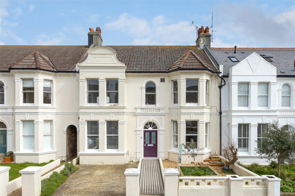3 bedroom apartment for sale in Sackville Gardens, Hove, East Sussex, BN3