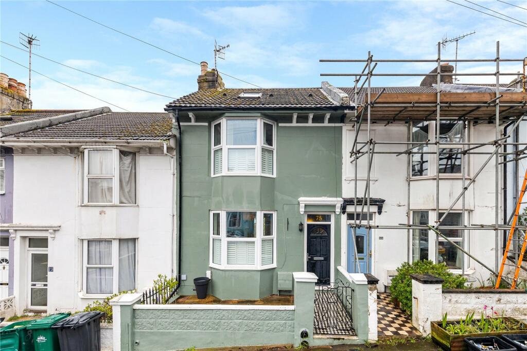 4 bedroom terraced house for sale in Elm Grove, Brighton, East Sussex, BN2
