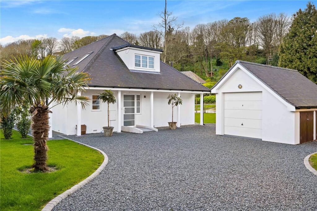 3 bedroom semidetached house for sale in The Vale, Ovingdean Road, Ovingdean, BN2