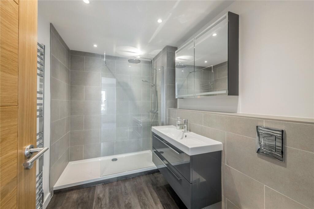 Additional property image - Kings Road, Brighton, East Sussex, BN1