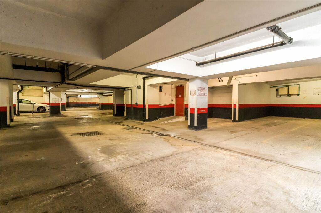 Additional property image - Kings Road, Brighton, East Sussex, BN1