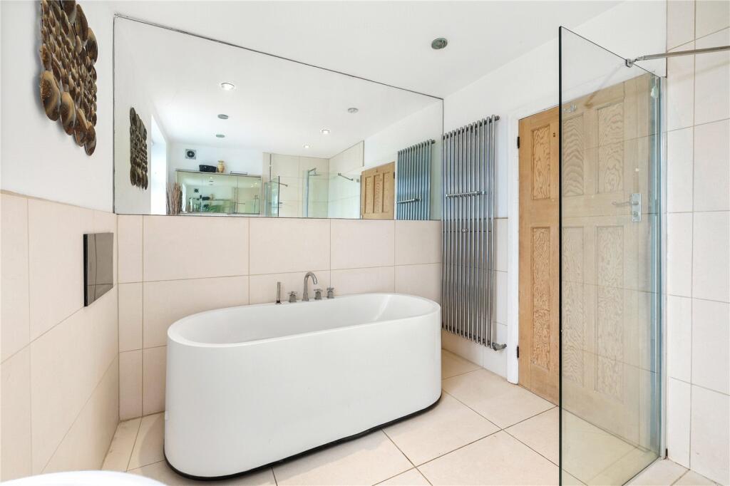 Additional property image - Mallory Road, Hove, BN3