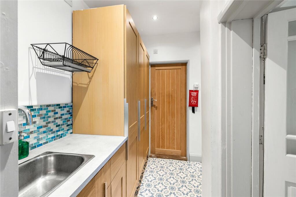 Additional property image - Mallory Road, Hove, BN3