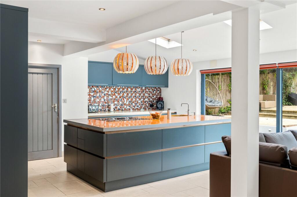 Additional property image - Mallory Road, Hove, BN3