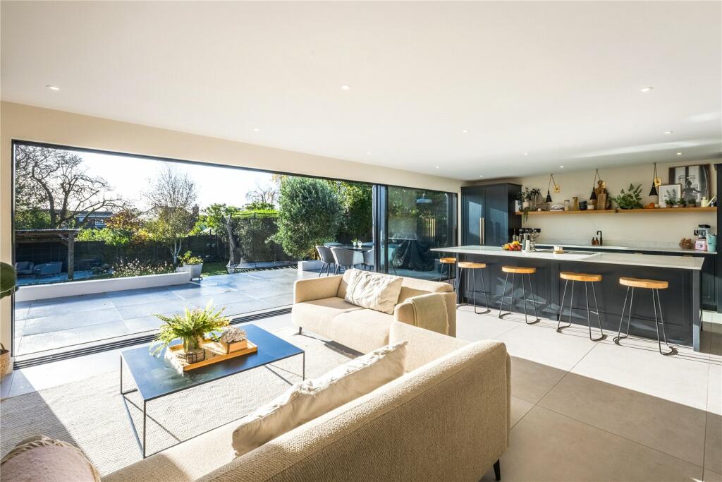 Additional property image - Green Ridge, Brighton, East Sussex, BN1