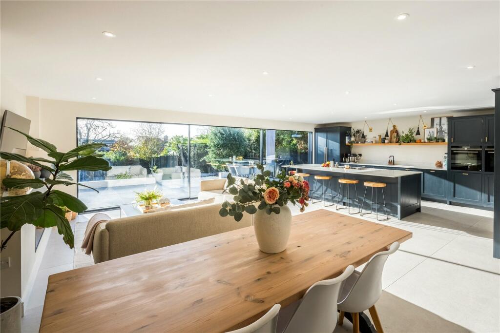 Additional property image - Green Ridge, Brighton, East Sussex, BN1