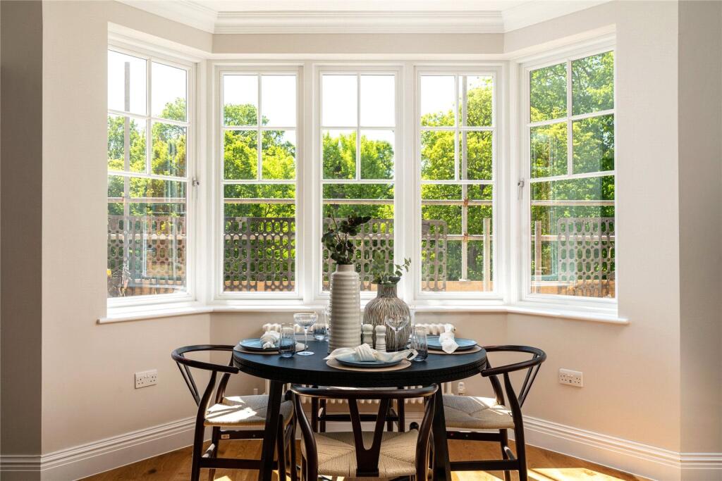 Additional property image - Preston Park Avenue, Brighton, BN1