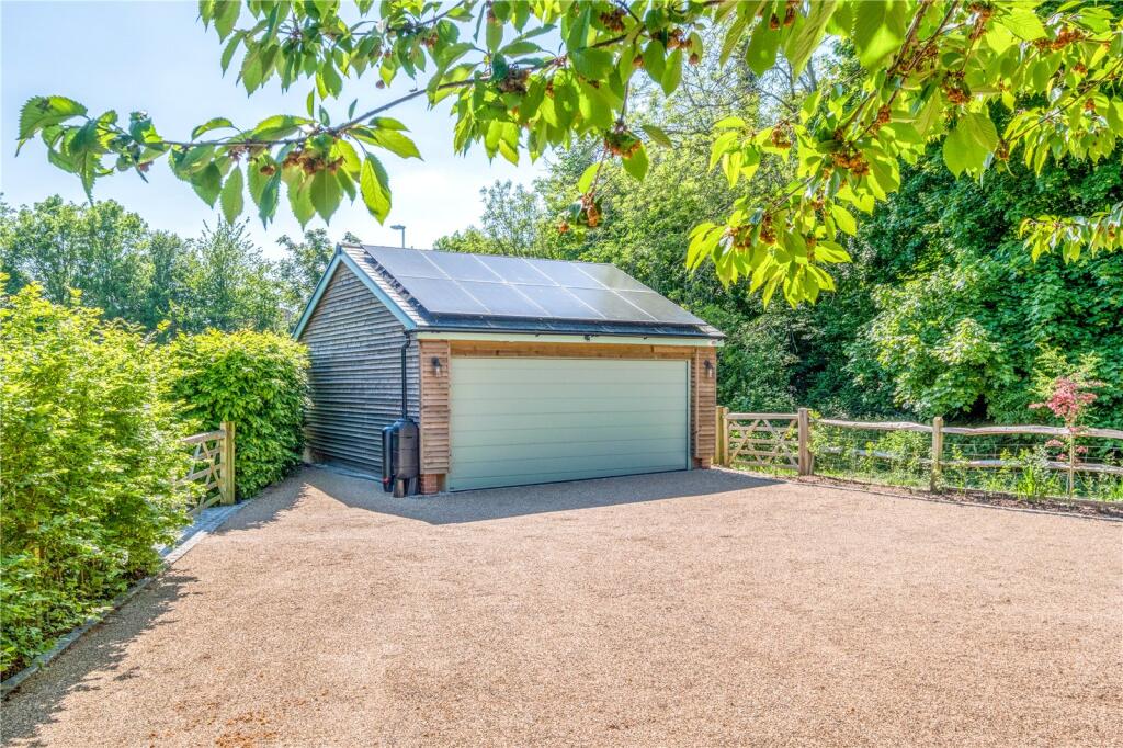 Additional image 25 of Fulbeck Avenue, Worthing, West Sussex, BN13