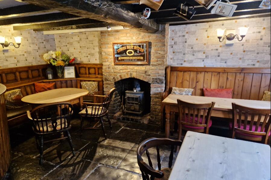 Additional property image - Coach & Horses Fenny Bentley, Ashbourne, DE6 1LB