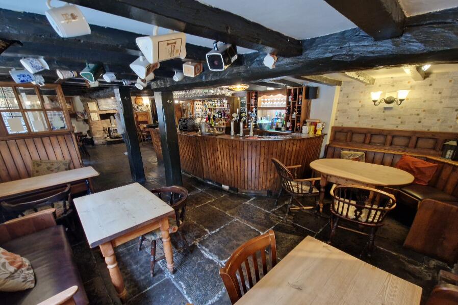 Additional property image - Coach & Horses Fenny Bentley, Ashbourne, DE6 1LB
