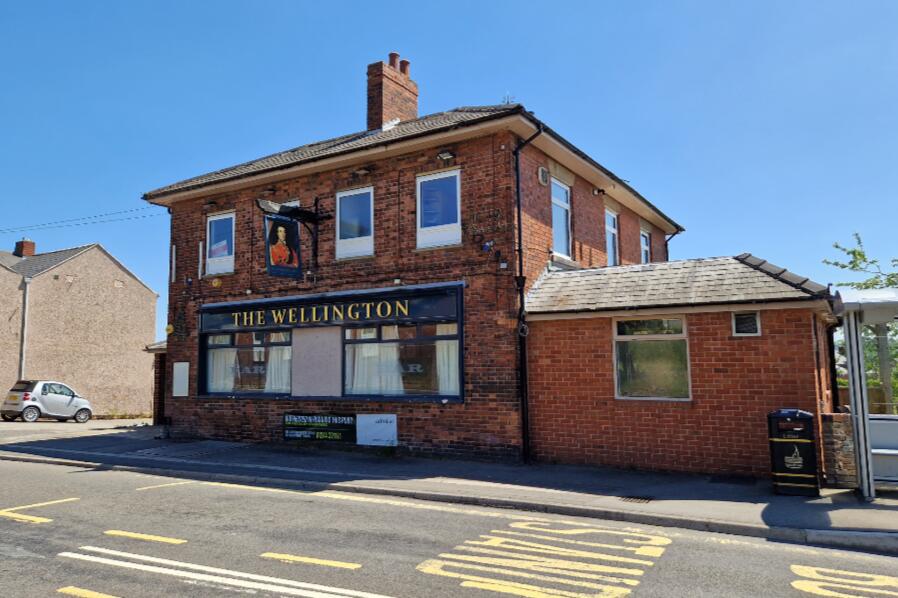 Main image of property: Wellington Hotel 162 High Street, New Whittington, S43 2AN