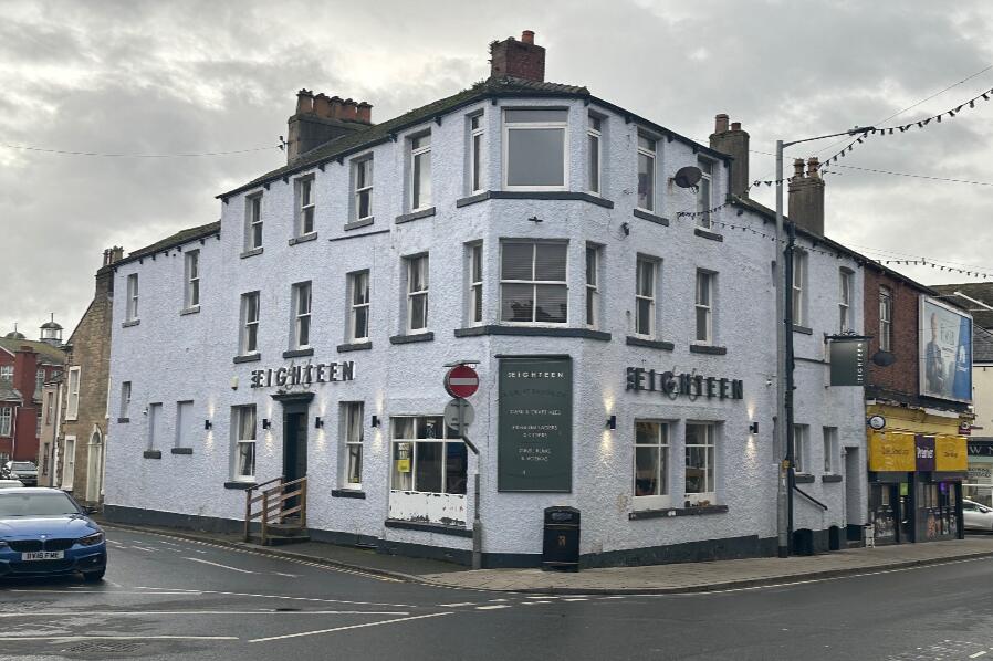 Pub for sale in Bar Eighteen 40 Queen Street, Morecambe, LA4 5EL, LA4