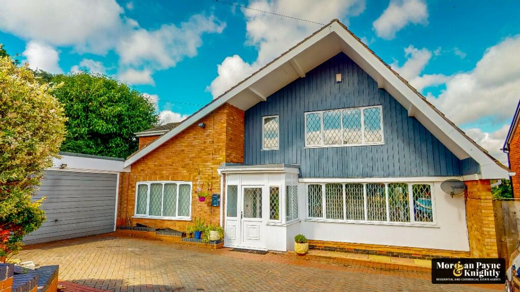 4 bedroom detached house for sale in Rosemary Hill Road, Sutton