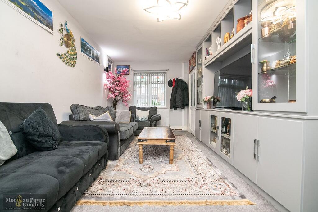 Additional property image - Esher Road, West Bromwich,West Midlands, B71