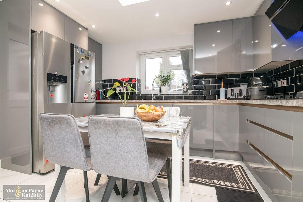 Additional property image - Esher Road, West Bromwich,West Midlands, B71