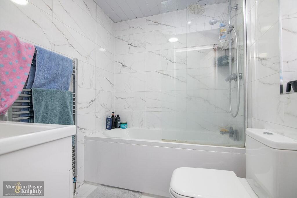 Additional property image - Esher Road, West Bromwich,West Midlands, B71