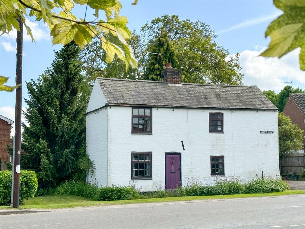 2 bedroom detached house for sale in Melton Road, Barrow Upon Soar