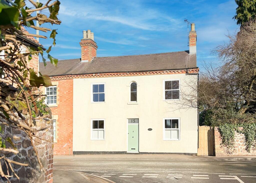 2 bedroom town house for sale in South Street, Barrow Upon Soar