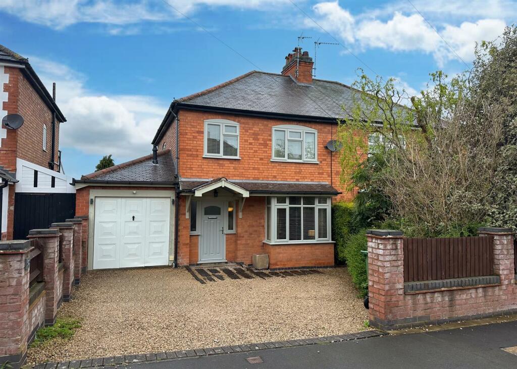 3 bedroom semi-detached house for sale in Oakfield Avenue, Glenfield, Leicester, LE3