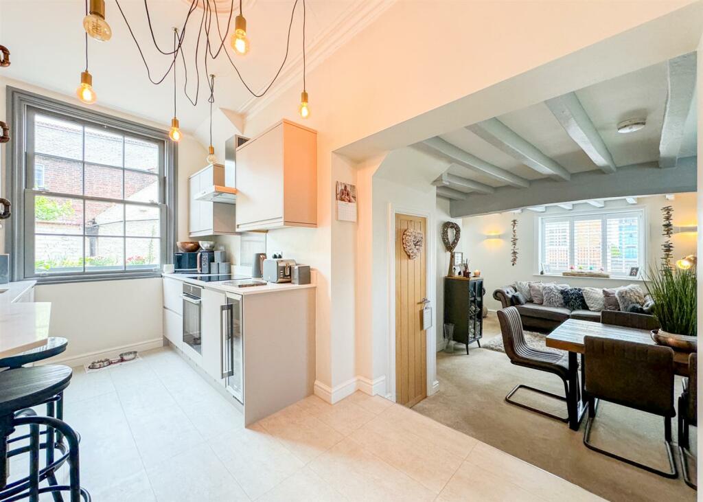 3 bedroom house for sale in Far Street, Wymeswold, Loughborough, LE12