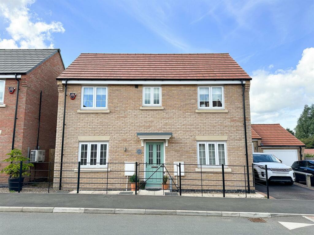 3 bedroom house for sale in Roundhouse Way, Barrow Upon Soar