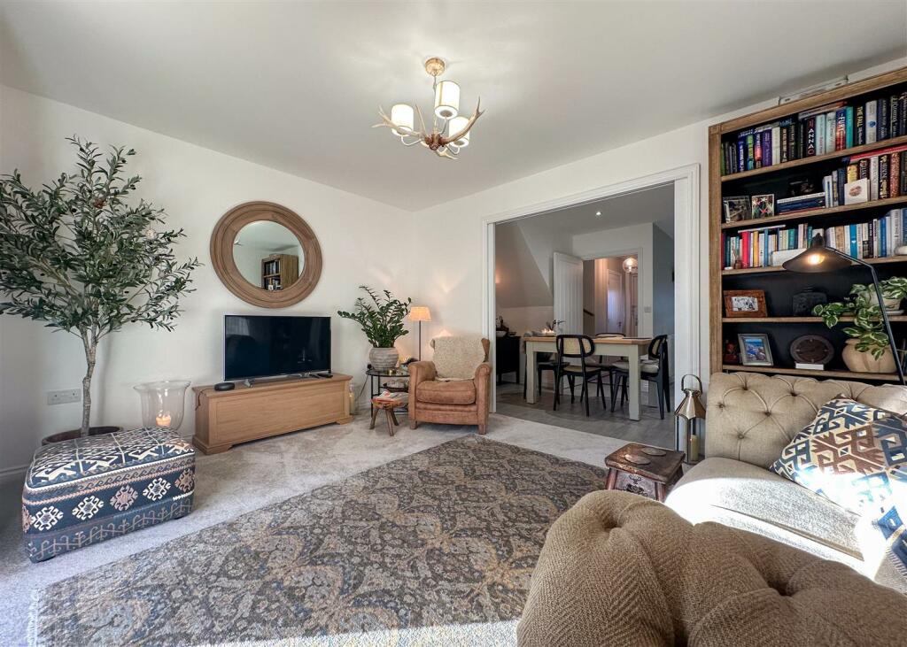 Additional property image - Roseway, Stoke Golding, Nuneaton