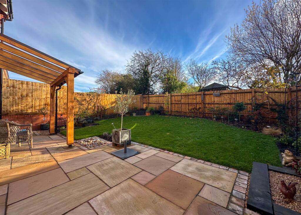 Additional property image - Roseway, Stoke Golding, Nuneaton