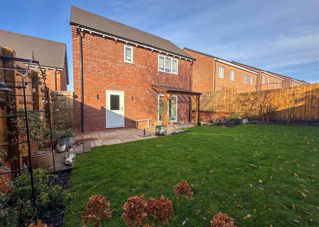 Additional property image - Roseway, Stoke Golding, Nuneaton