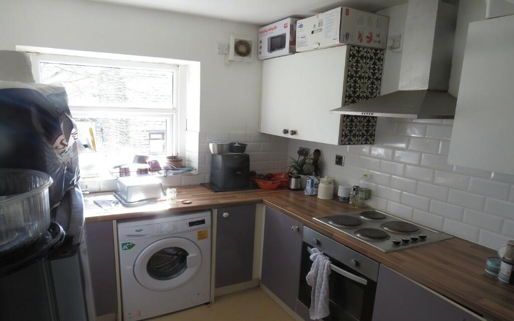 Additional property image - 4 High Street, Keighley, West Yorkshire, BD20