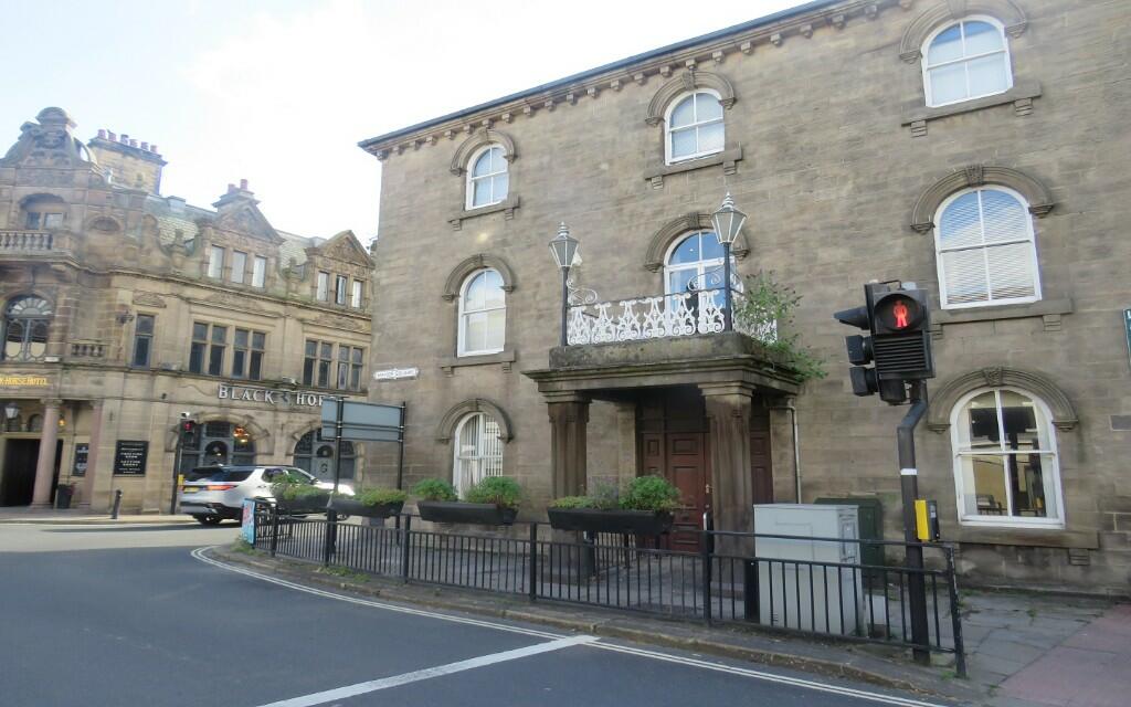 Commercial property to lease in 2/4 Manor Square, Otley, West Yorkshire