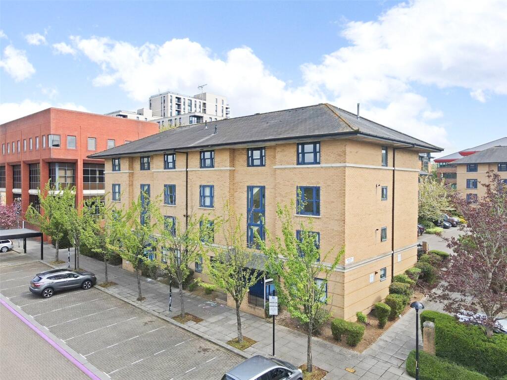 Main image of property: North Row, Milton Keynes, Buckinghamshire