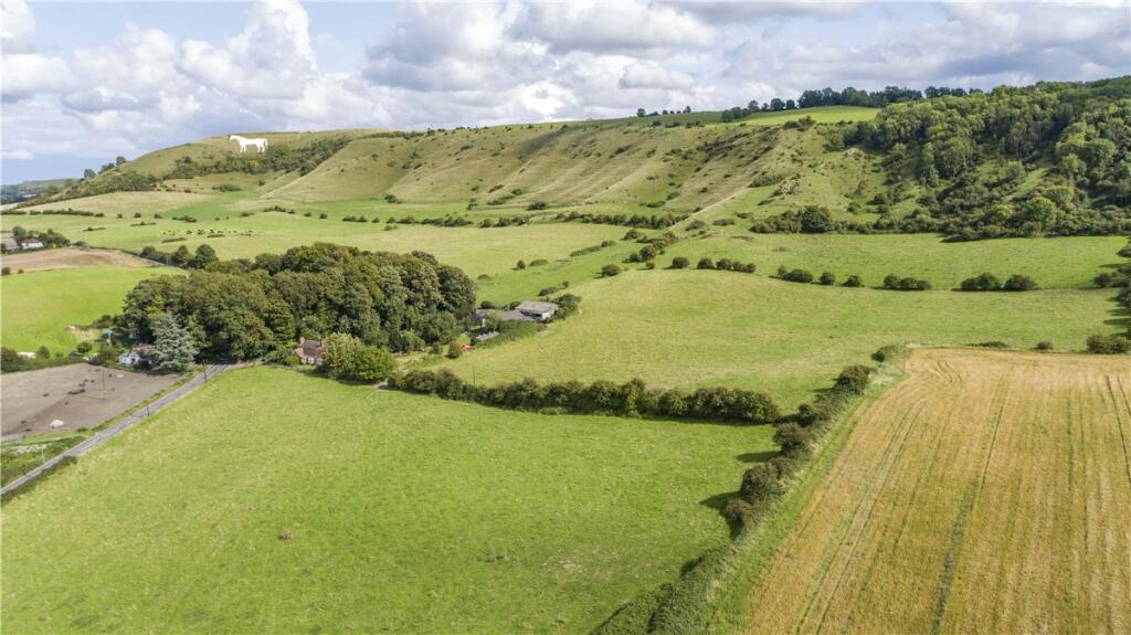 Additional property image - Bratton Road, Westbury, Wiltshire, BA13
