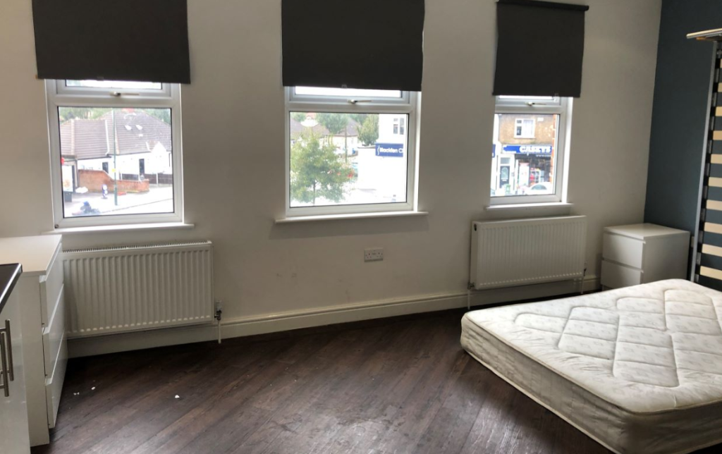 Additional property image - 7 Gloucester Parade, Blackfen Road, Sidcup, Kent, DA15