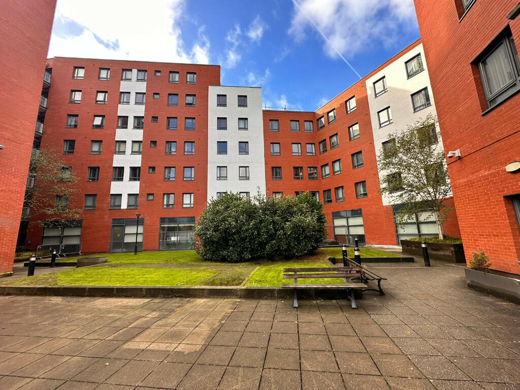 9 bedroom block of apartments for sale in City Gate, 5 Blantyre Street, Manchester, Greater