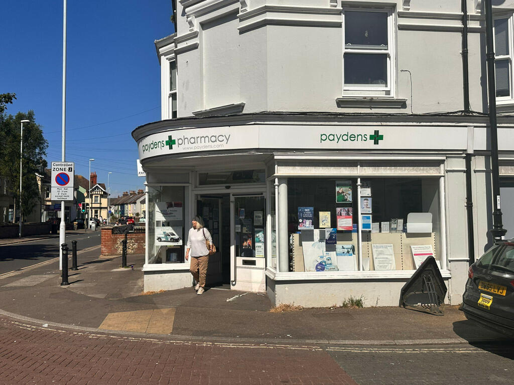 Additional property image - 56 Teville Road, Worthing, West Sussex, BN11