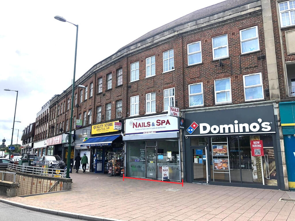 Main image of property: 128/128A Tolworth Broadway, Surbiton, Surrey, KT6